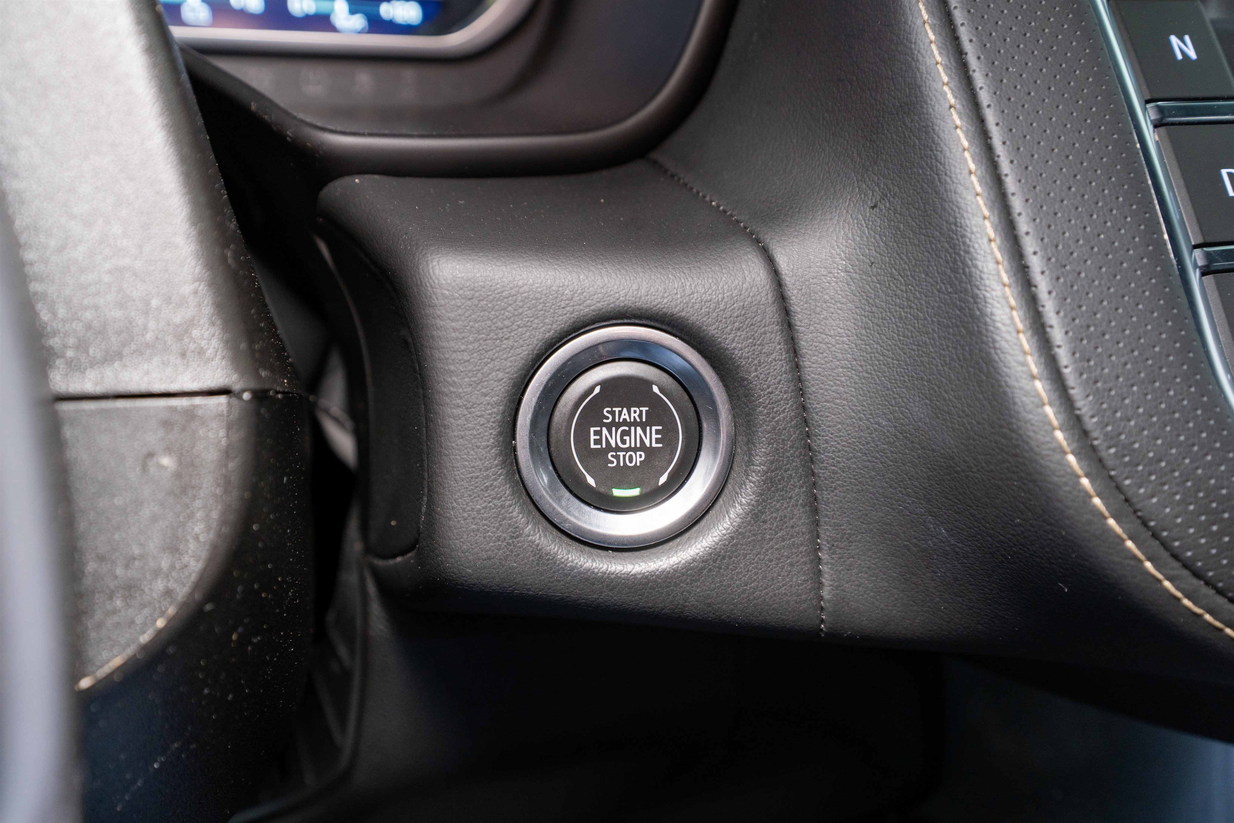 Used 2023 Chevrolet Tahoe Premier AWD/4WD image 27