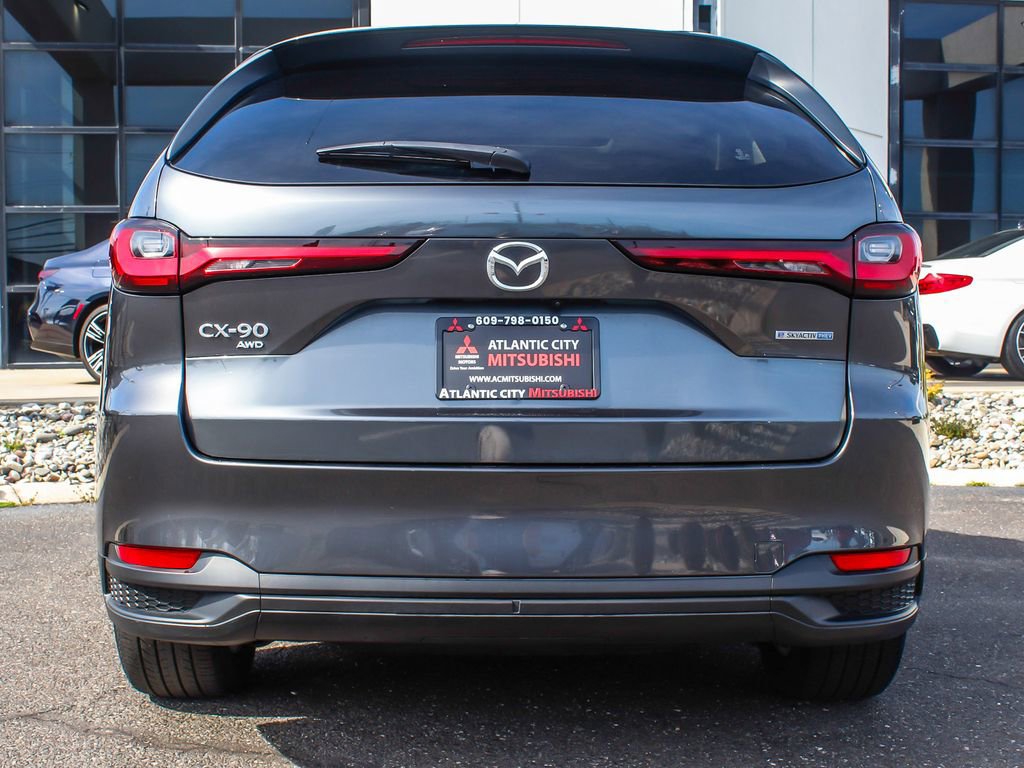 Used 2024 MAZDA CX-90 Plug-In Hybrid w/ Preferred AWD/4WD image 5