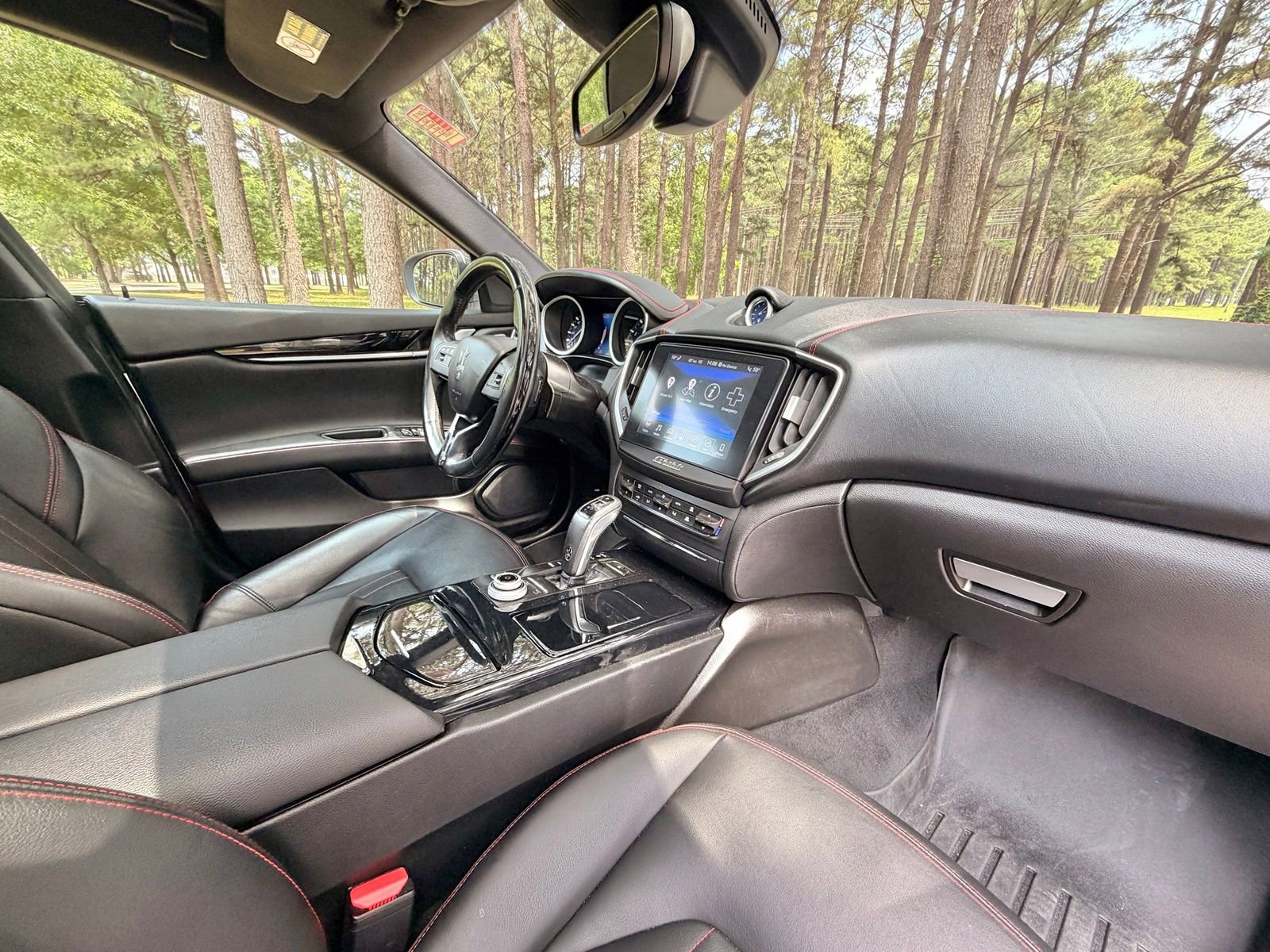 Used 2020 Maserati Ghibli S Q4 AWD/4WD image 19