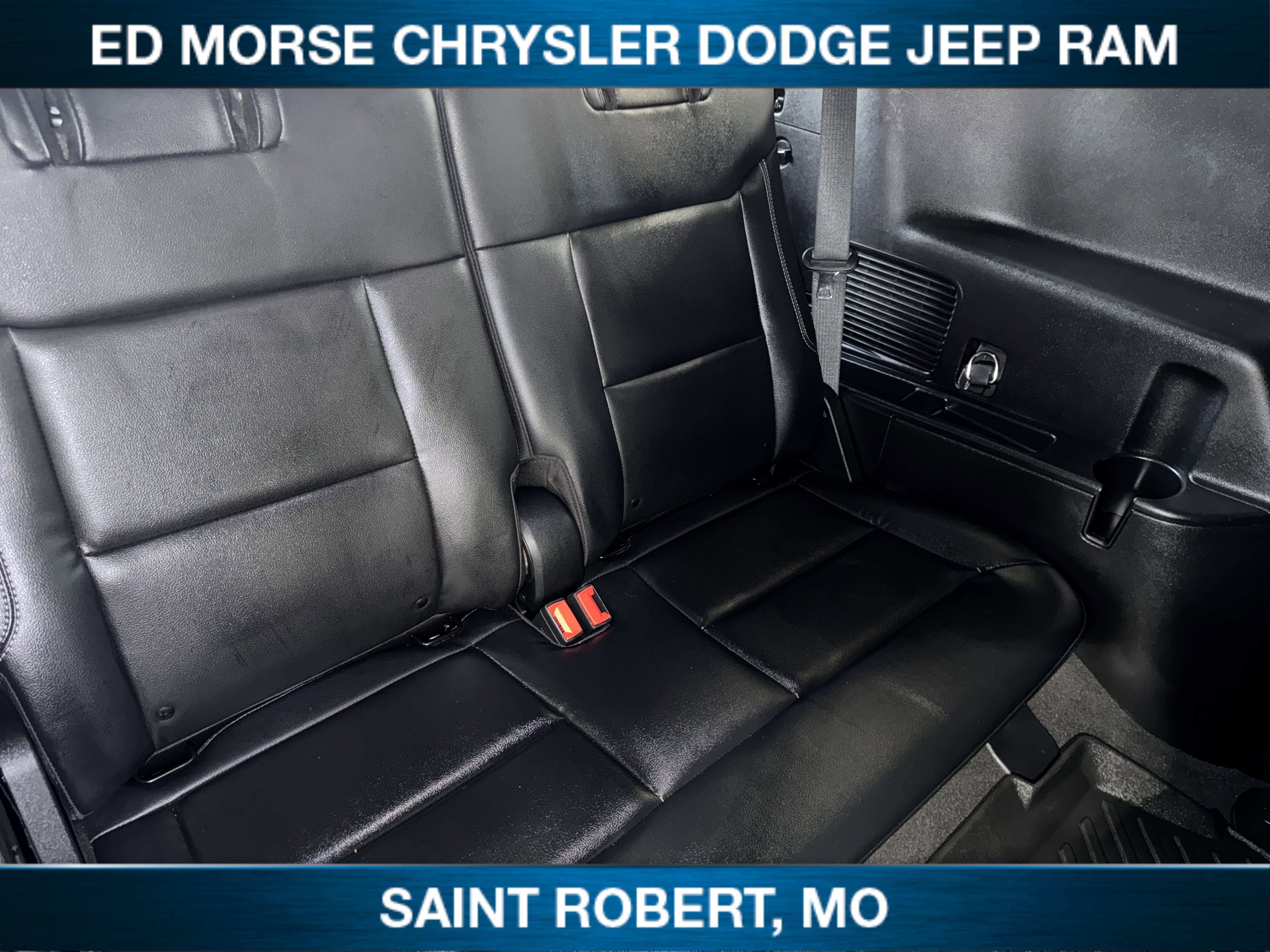 Used 2020 Ford Explorer XLT w/ Equipment Group 202A image 28