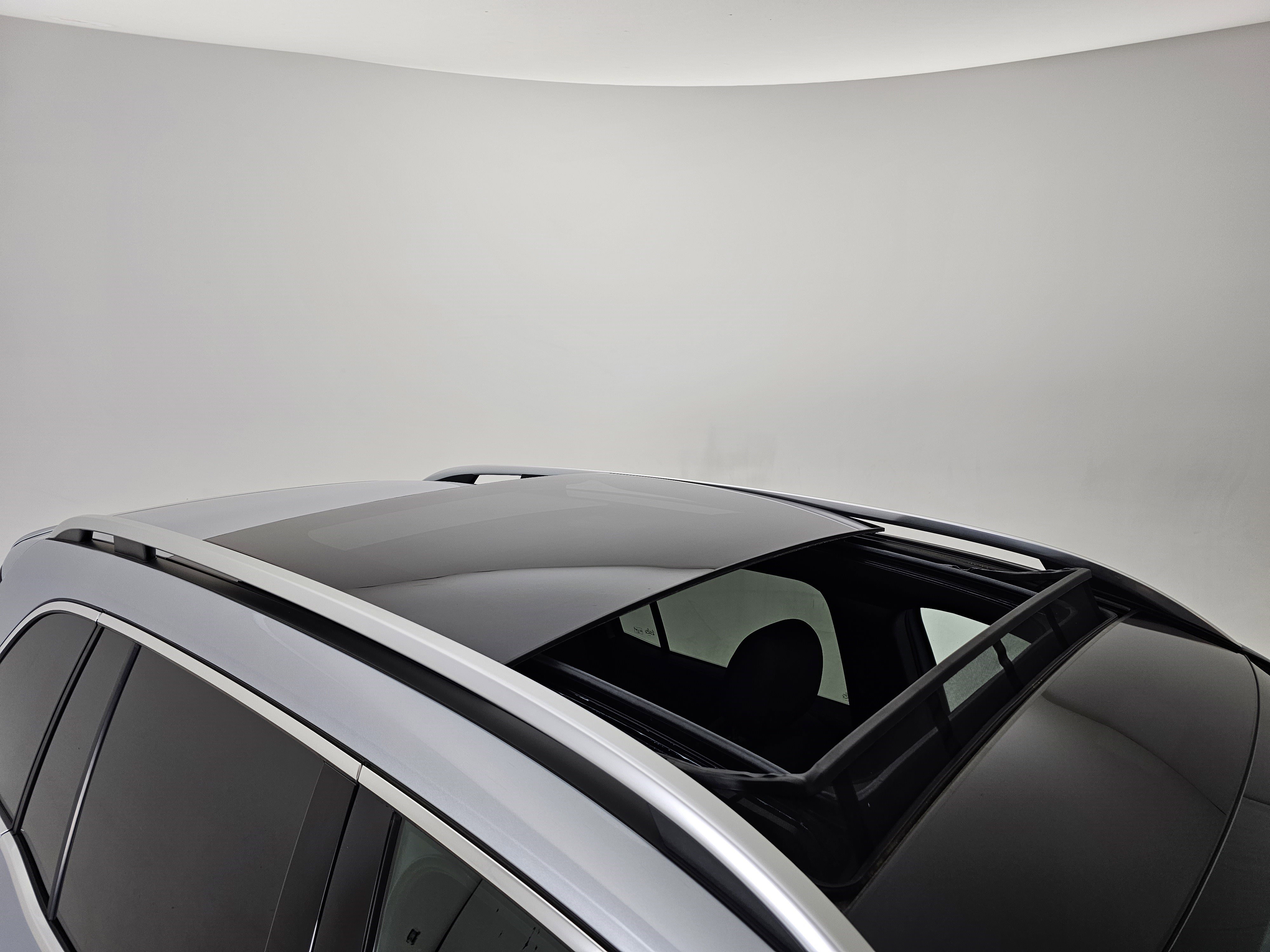 Certified 2025 Mercedes-Benz GLB 250 4MATIC image 50