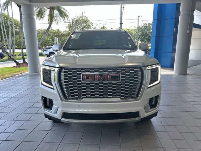 Used 2022 GMC Yukon XL Denali w/ Advanced Technology Package AWD/4WD image 31