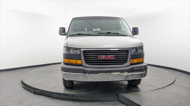 Used 2018 GMC Savana 2500 w/ Driver Convenience Package RWD image 12