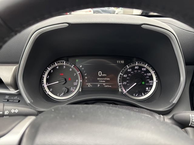 Used 2025 Toyota Highlander XLE AWD/4WD image 13