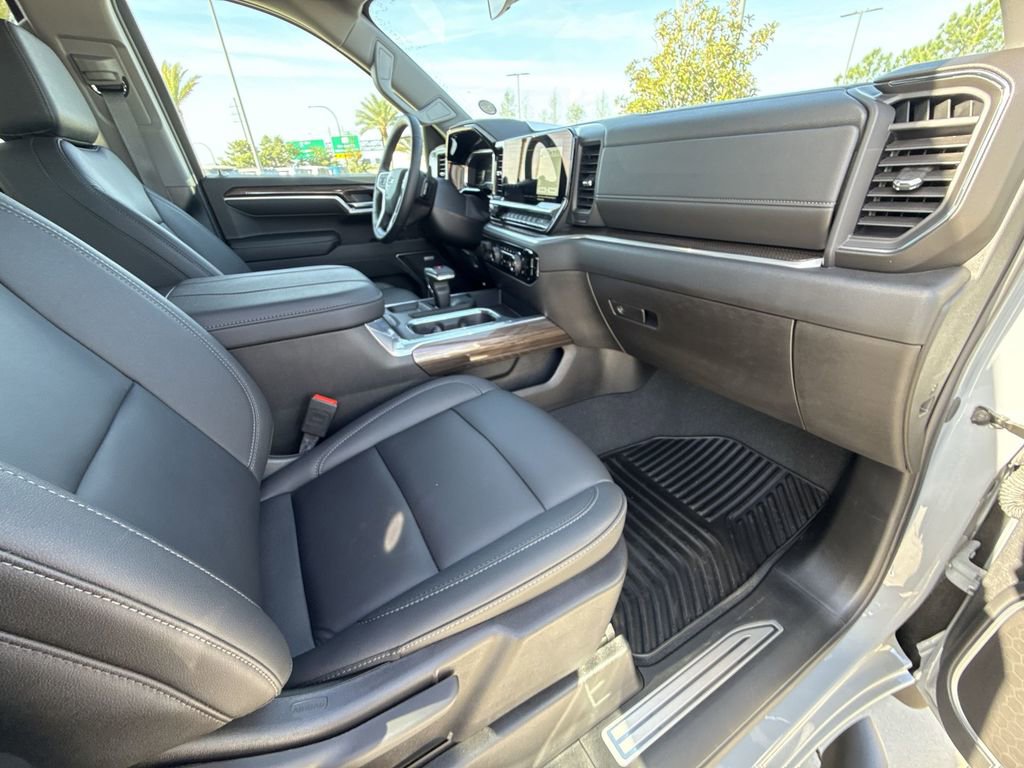 Used 2024 Chevrolet Silverado 1500 RST w/ Convenience Package II AWD/4WD image 15