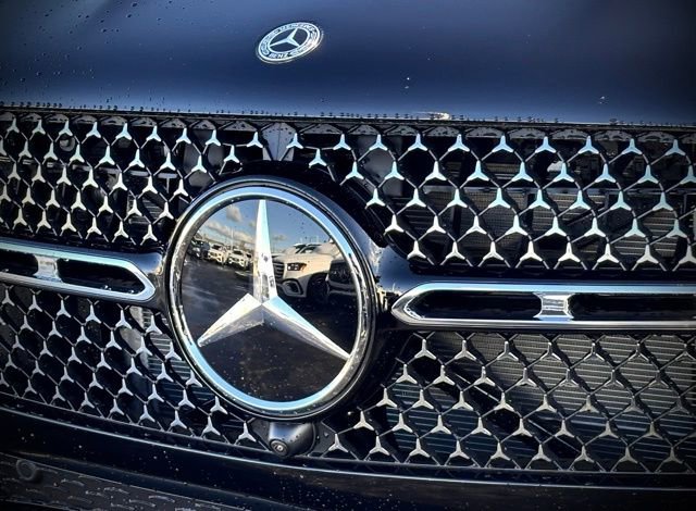 New 2026 Mercedes-Benz GLE 350 4MATIC image 4