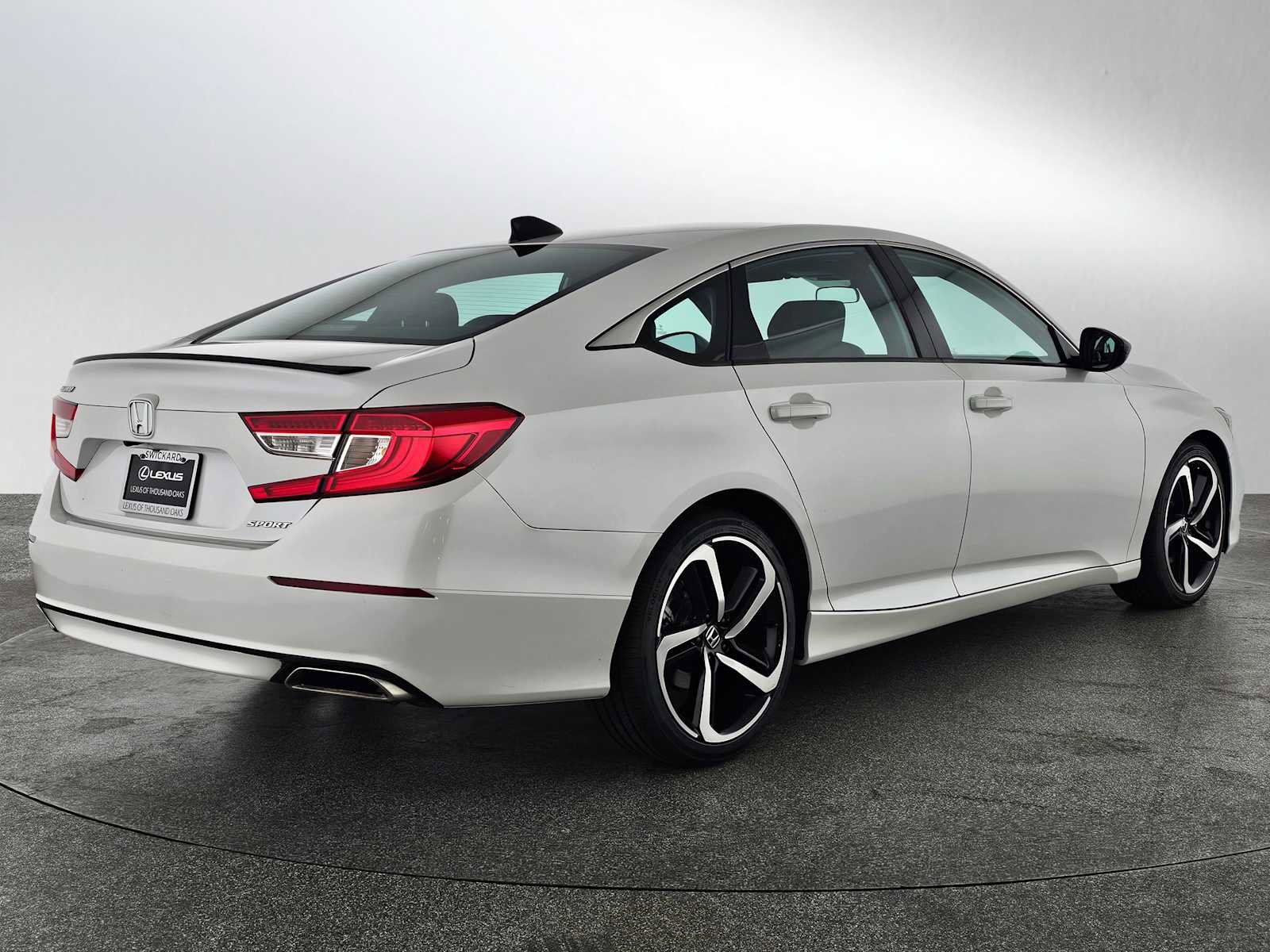 Used 2021 Honda Accord Sport image 3