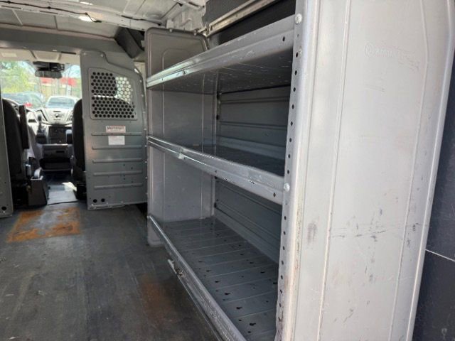 Used 2019 Ford Transit 250 130 Low Roof RWD image 24
