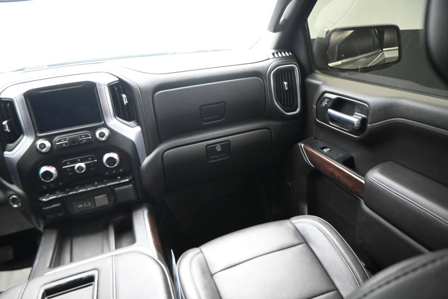Used 2019 GMC Sierra 1500 SLT RWD image 14