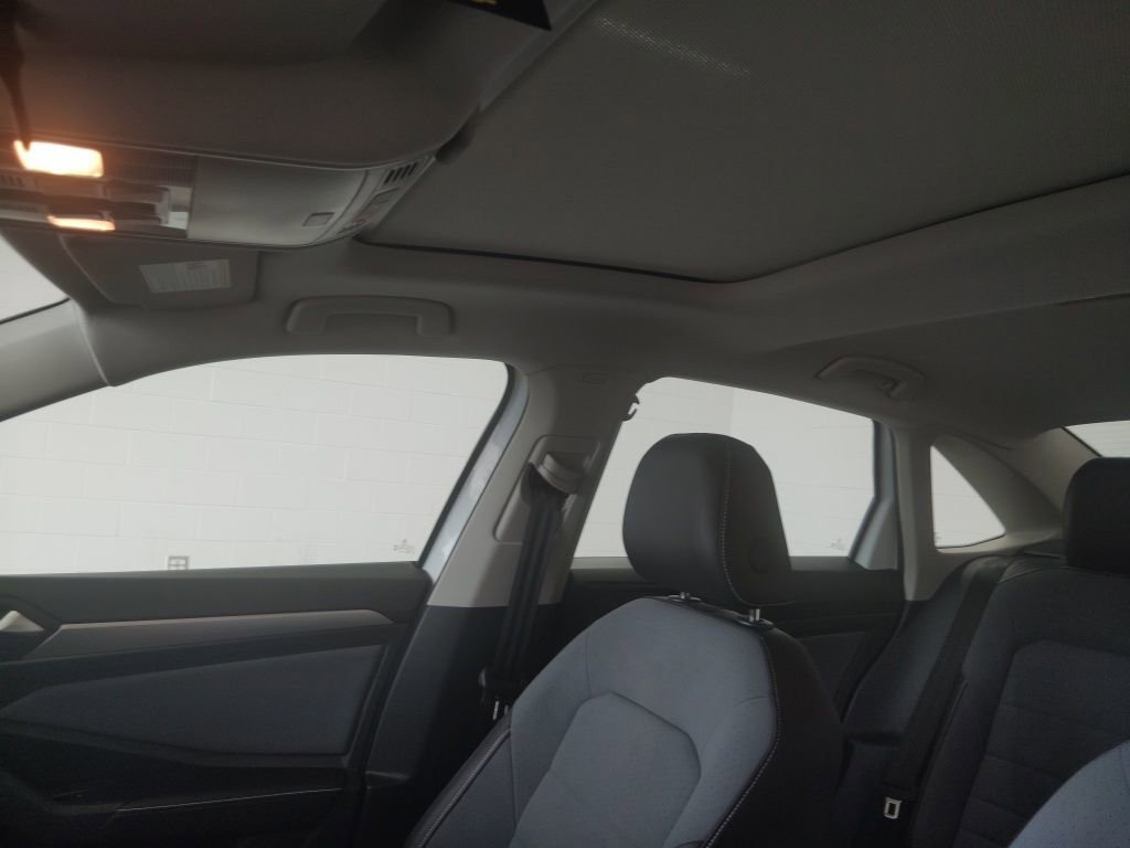 New 2026 Volkswagen Jetta SE image 18