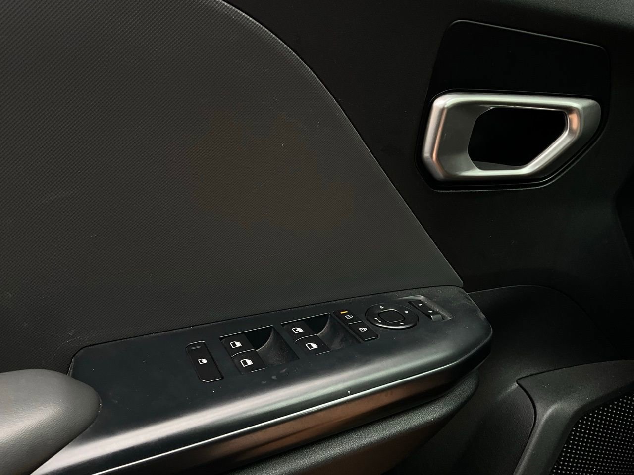 Used 2025 Kia K4 LXS image 20