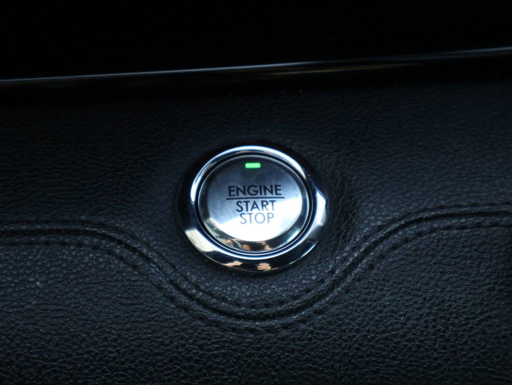 Used 2020 Lincoln Navigator Reserve w/ Equipment Group 208A Reserve image 32