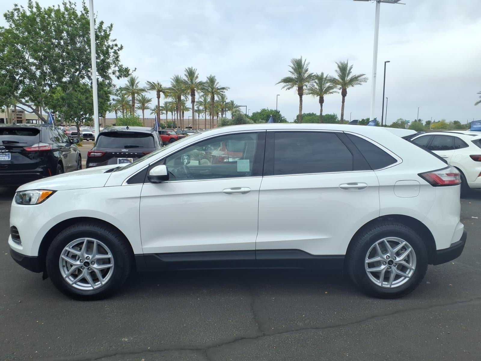 Certified 2023 Ford Edge SEL w/ Convenience Package AWD/4WD image 7