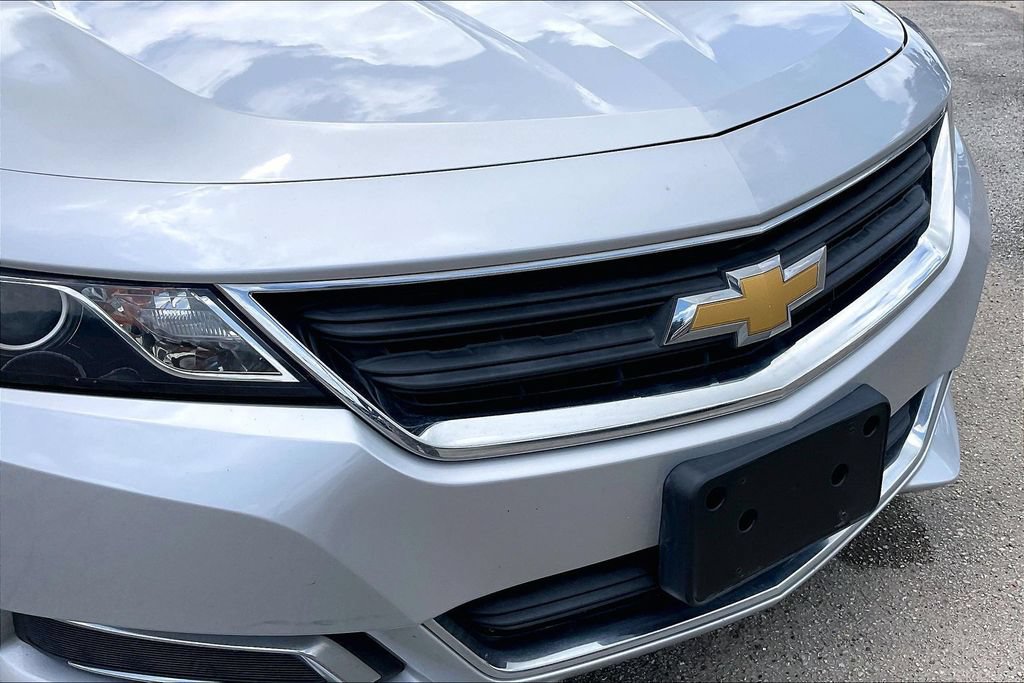 Used 2019 Chevrolet Impala LS FWD image 34