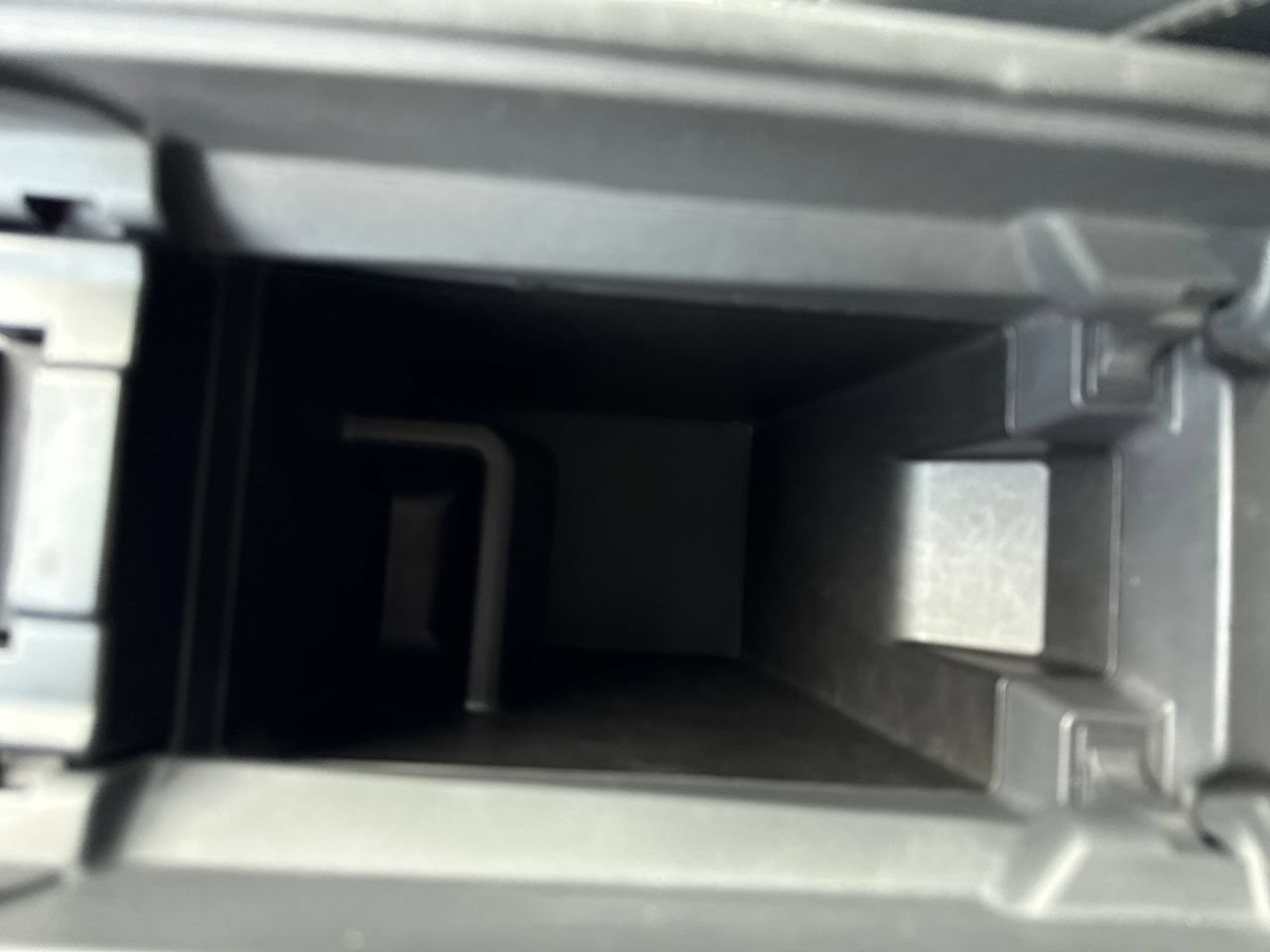 Used 2022 Nissan Rogue S FWD image 30
