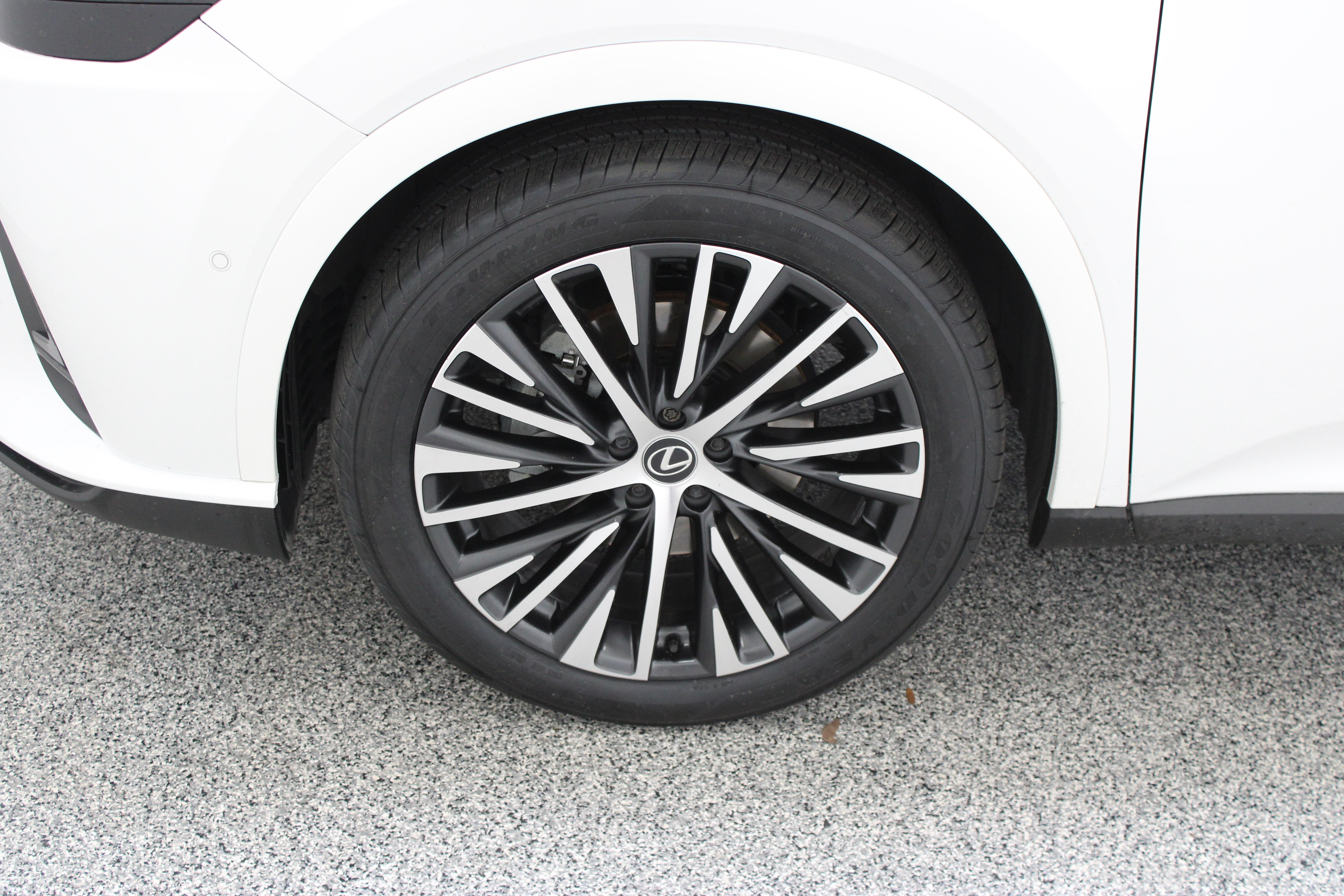 Used 2024 Lexus RX 350 Premium Plus w/ Convenience Package FWD image 11