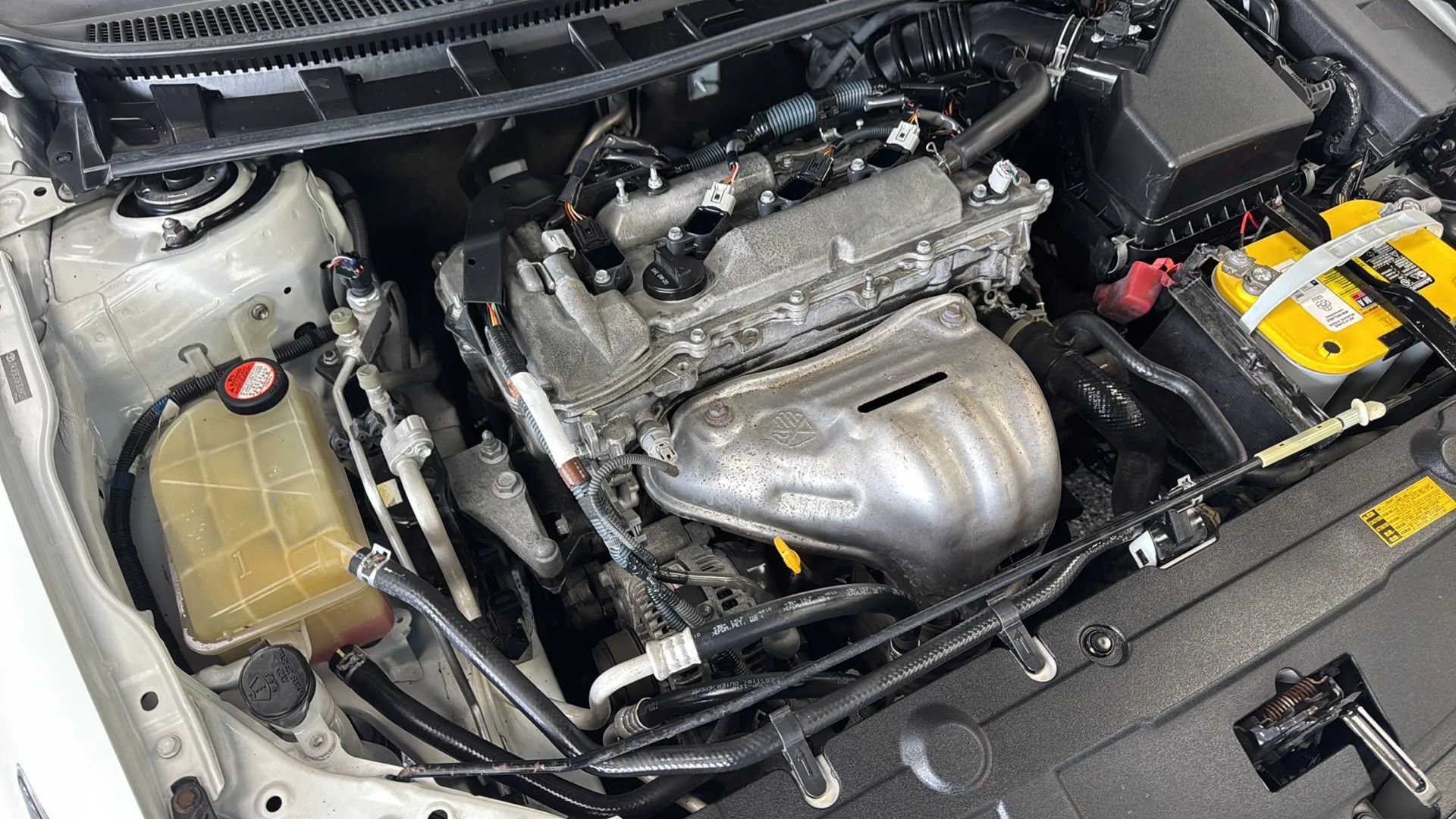 Used 2015 Scion tC FWD image 42