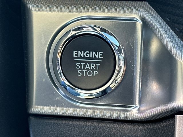 Used 2024 Ford F150 Lariat w/ Equipment Group 502A High image 37