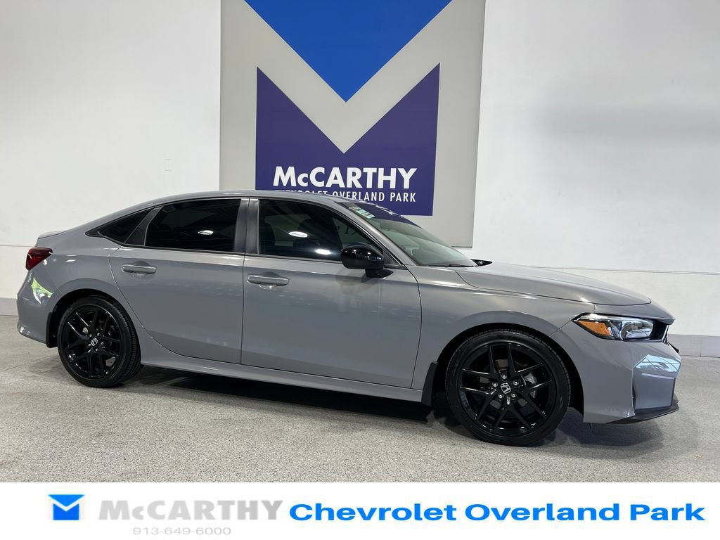 Used 2025 Honda Civic Sport image 3