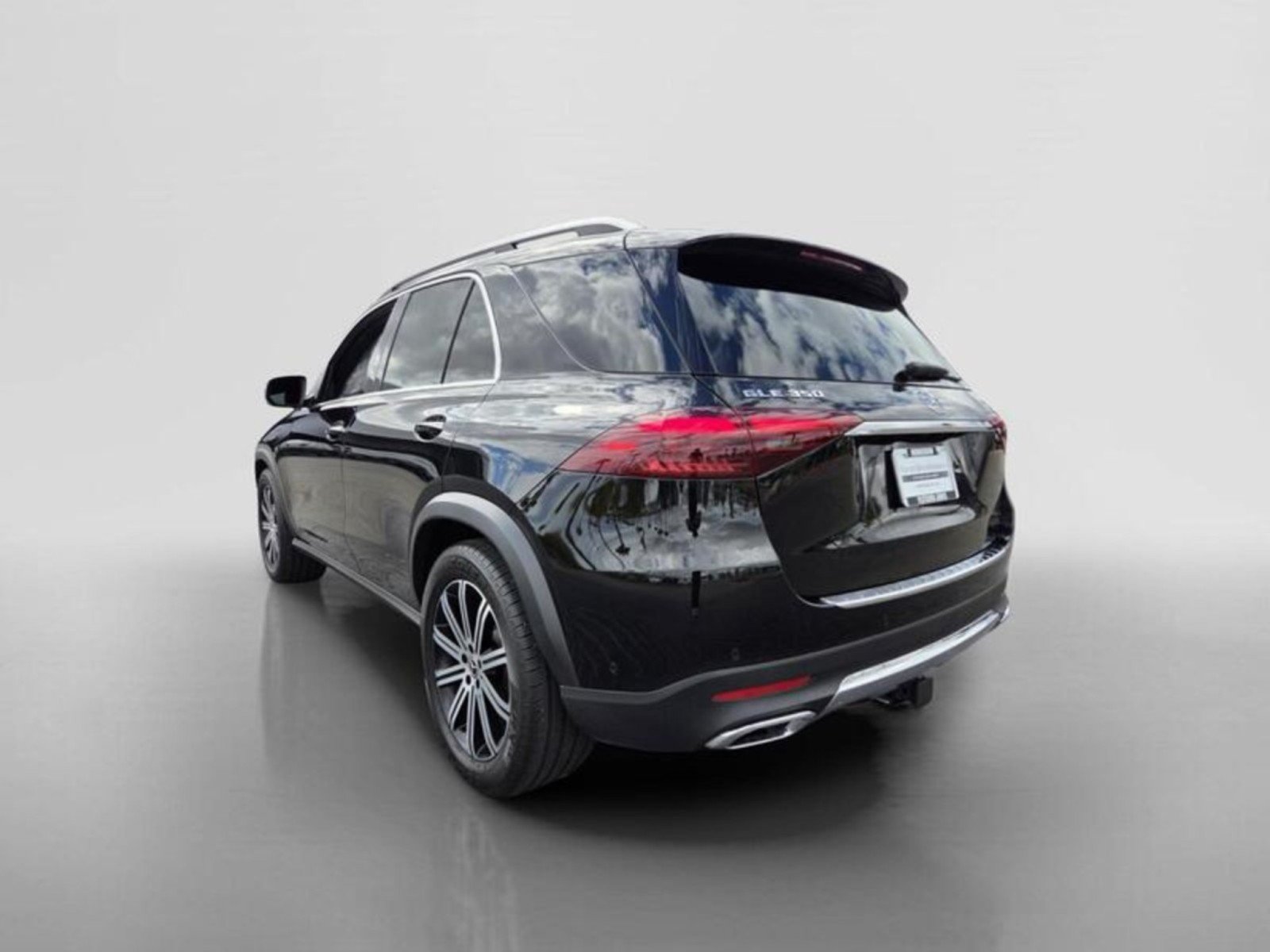 Certified 2026 Mercedes-Benz GLE 350 4MATIC image 3