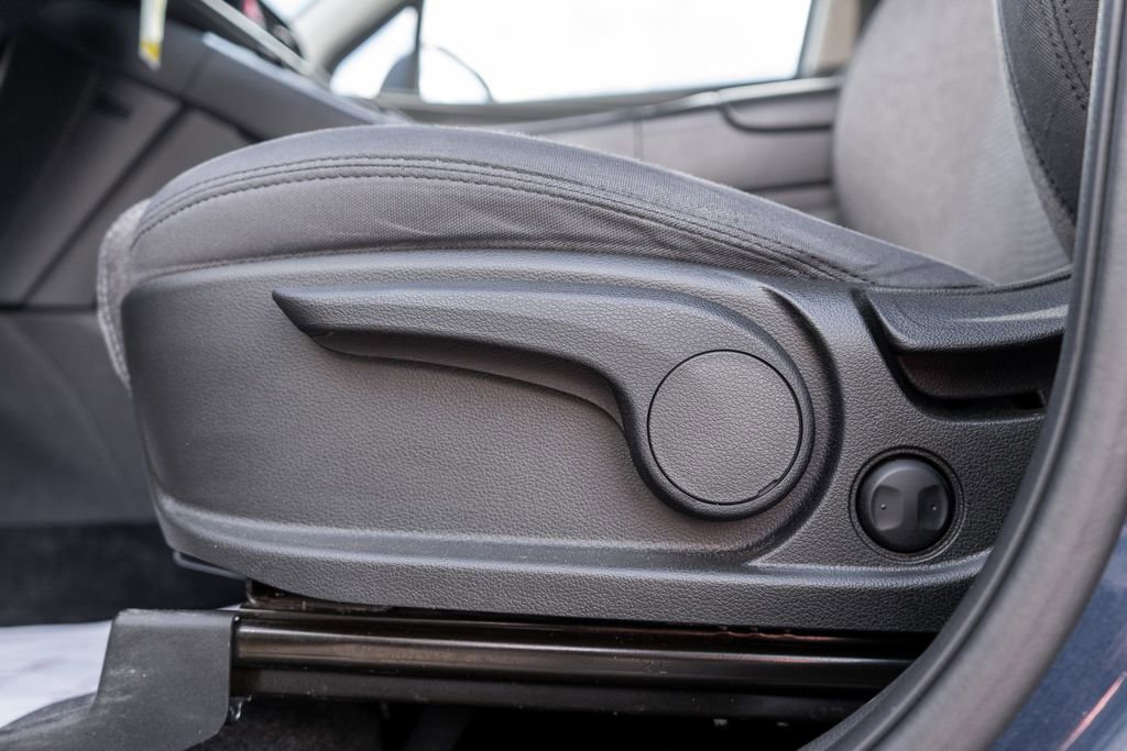 Used 2023 Hyundai Santa Fe SE w/ Cargo Package AWD/4WD image 19