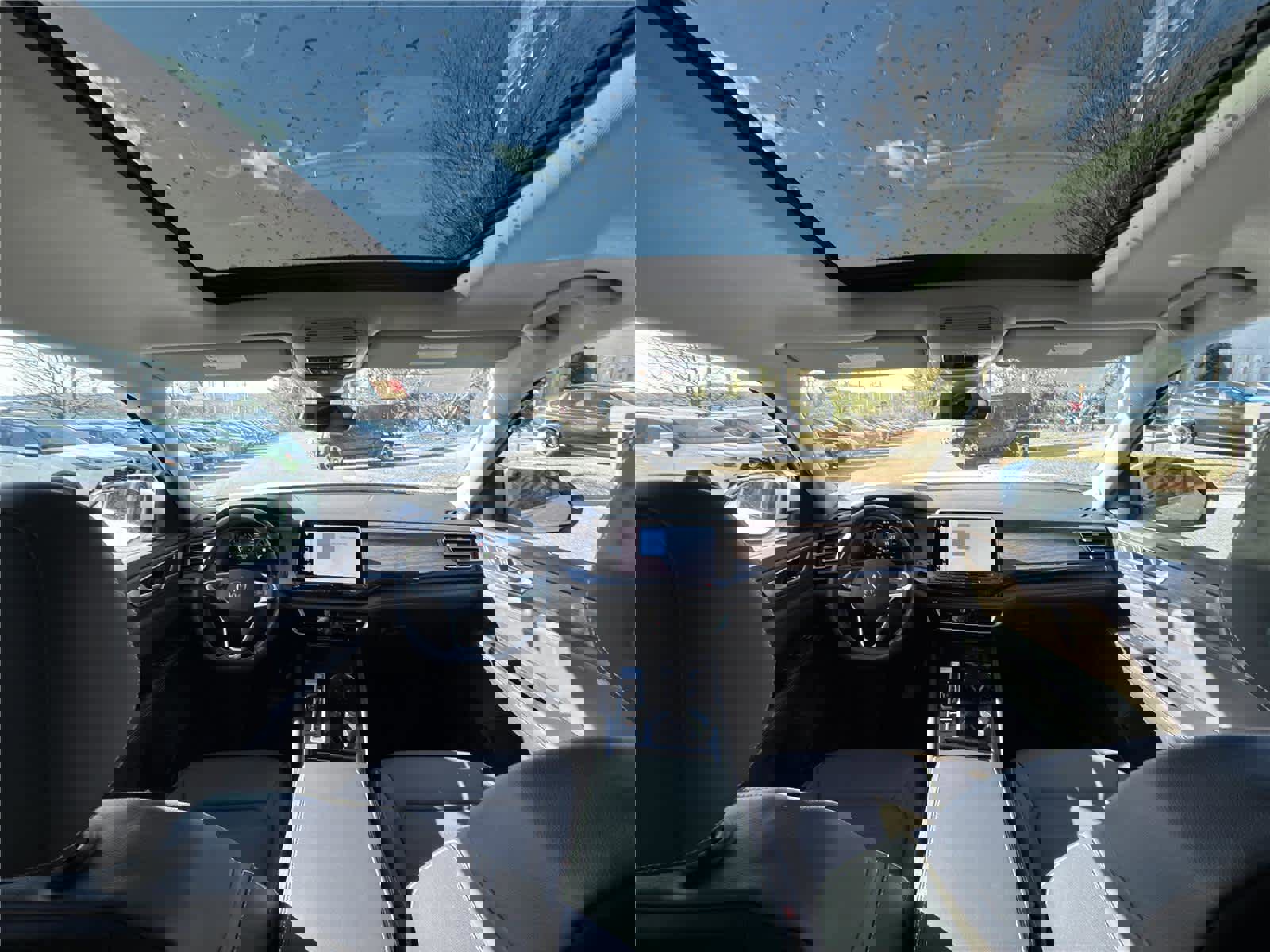 New 2026 Volkswagen Atlas SEL image 21