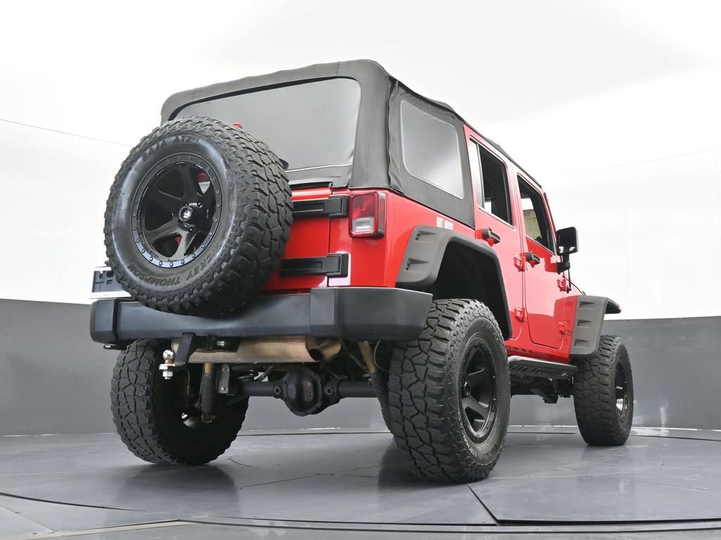 Used 2014 Jeep Wrangler Unlimited Rubicon image 62