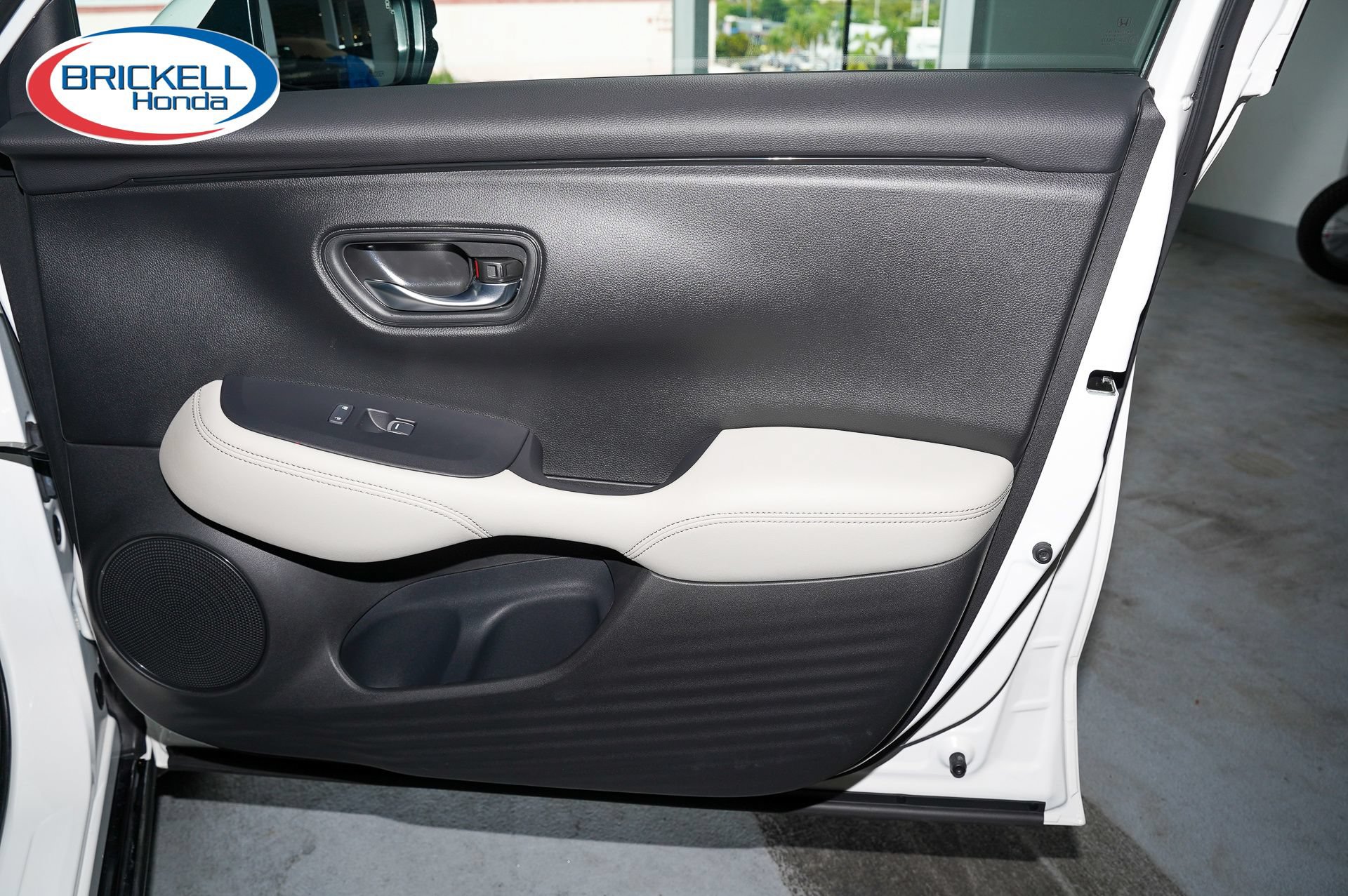 Certified 2024 Honda HR-V EX-L image 14