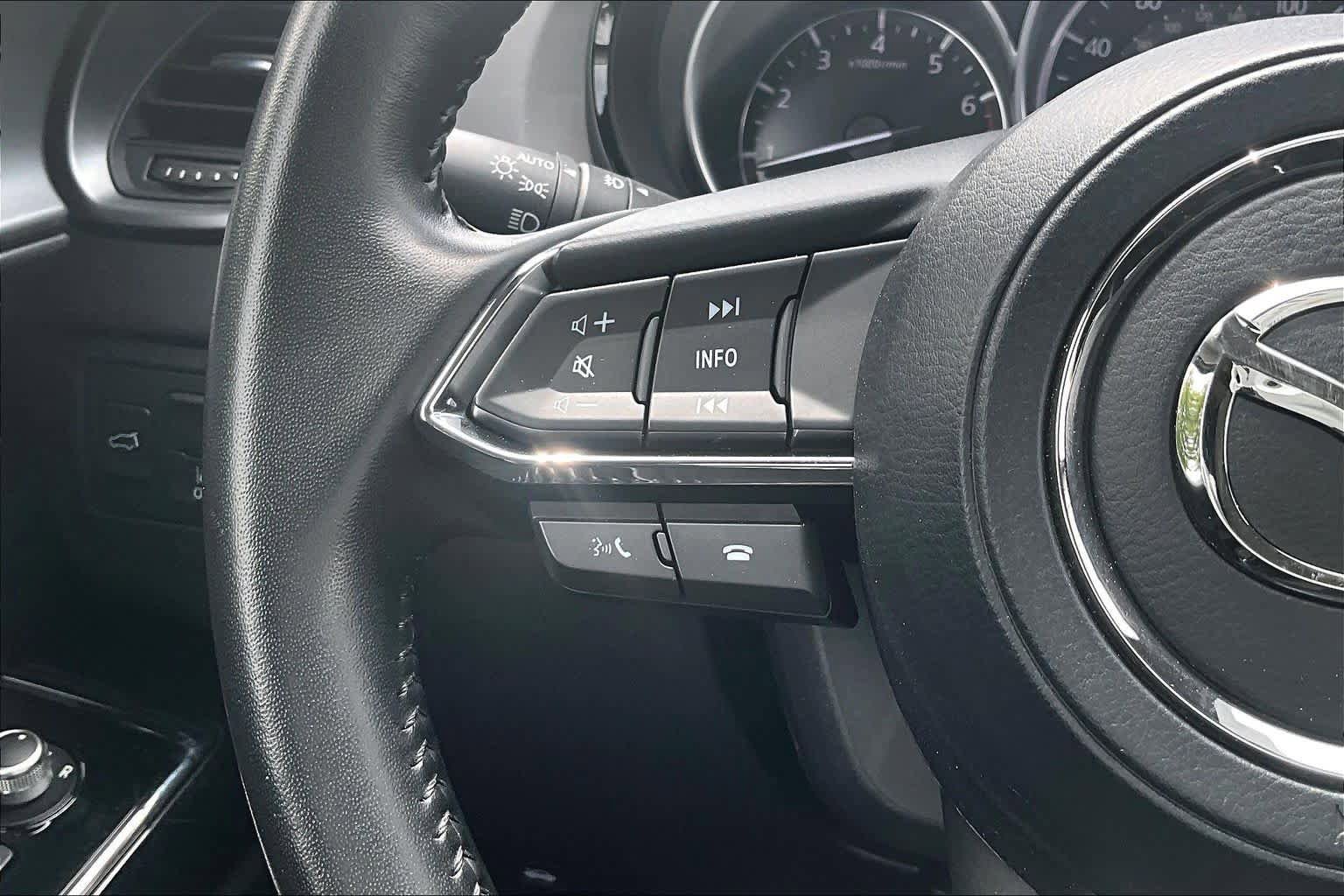 Used 2023 MAZDA CX-9 Touring Plus AWD/4WD image 24