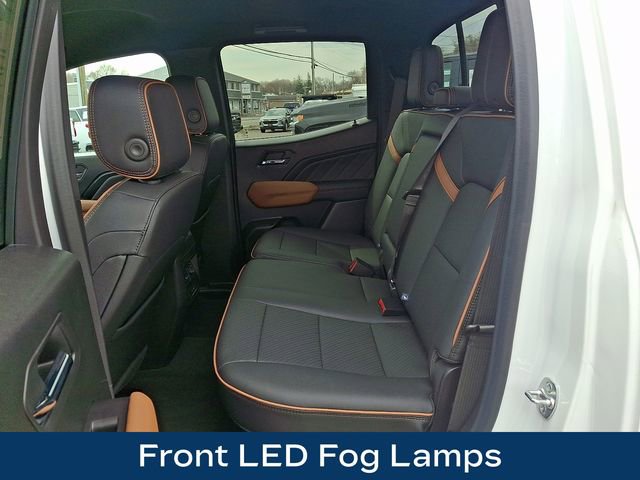 Used 2024 GMC Canyon AT4 w/ AT4 Premium Package image 21