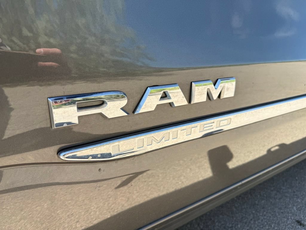 Used 2022 RAM 1500 Limited AWD/4WD image 12