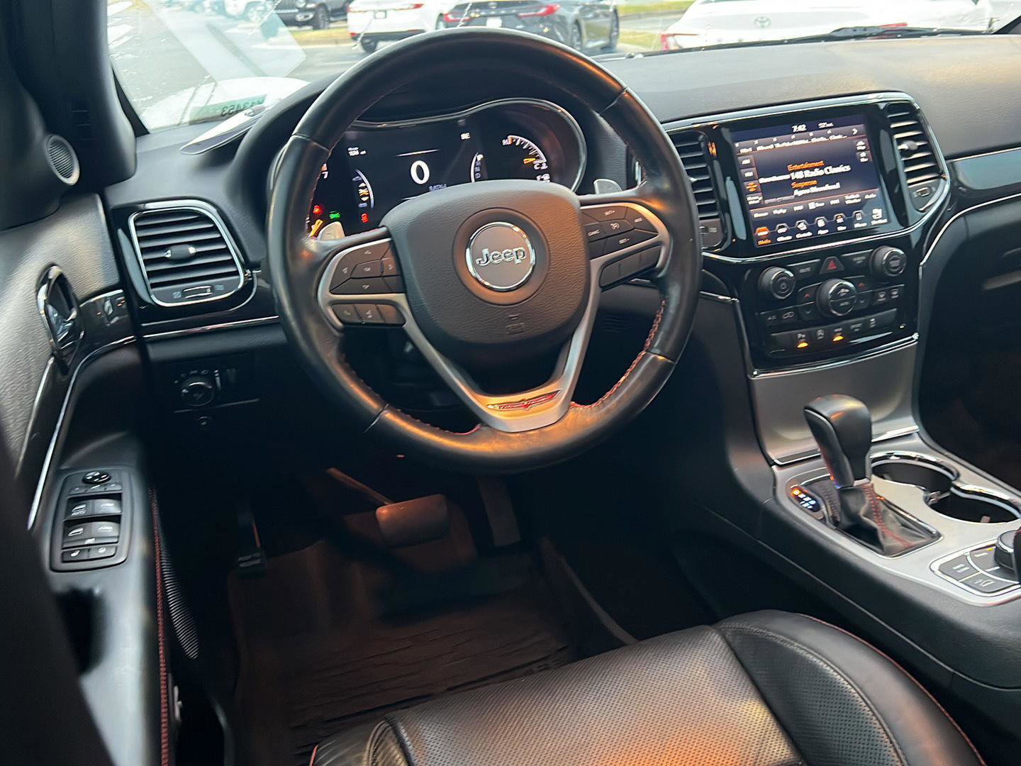 Used 2021 Jeep Grand Cherokee Trailhawk w/ Trailhawk Luxury Group image 19