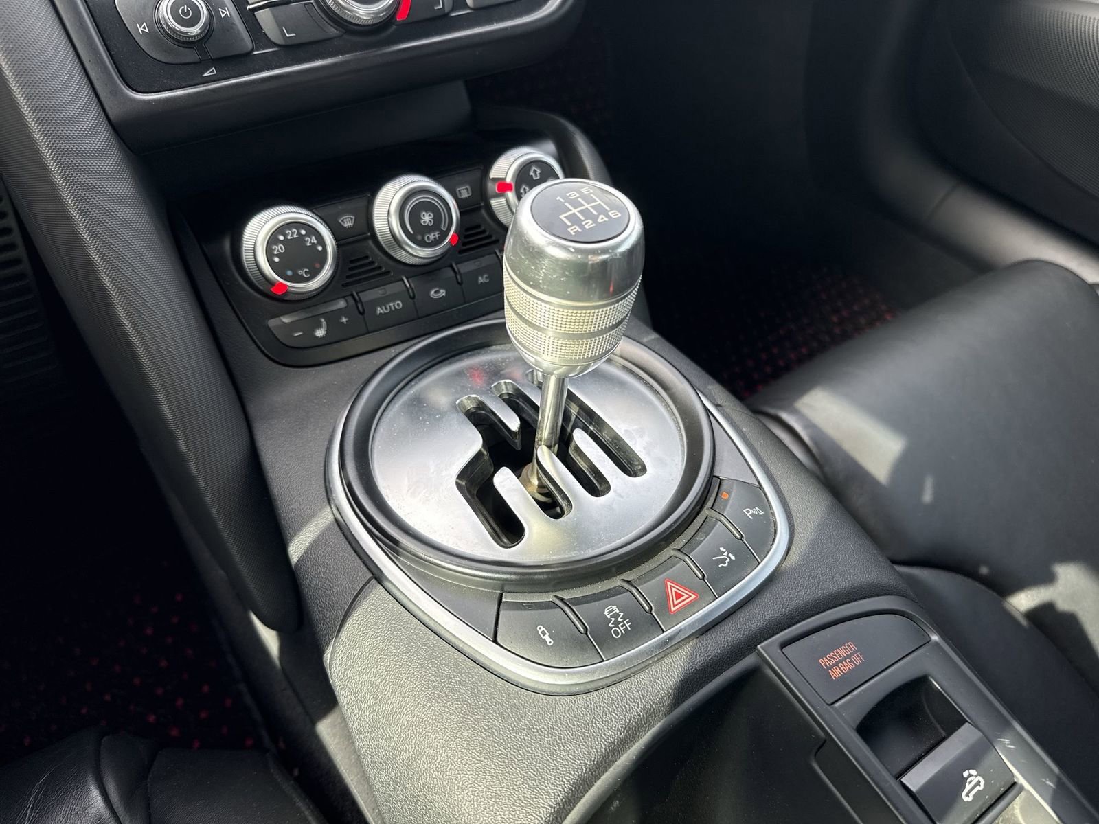 Used 2012 Audi R8 V8 AWD/4WD image 21