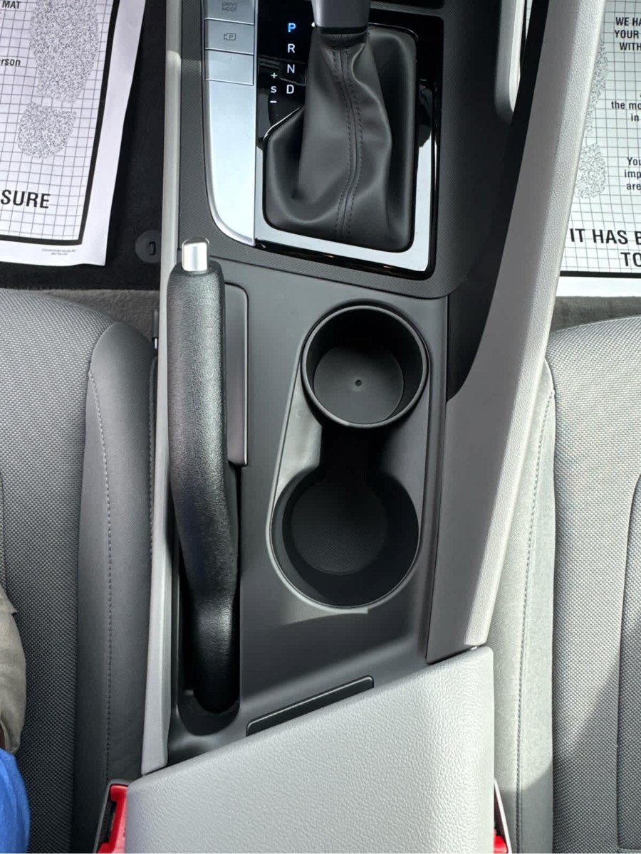 New 2026 Hyundai Elantra SE FWD image 37