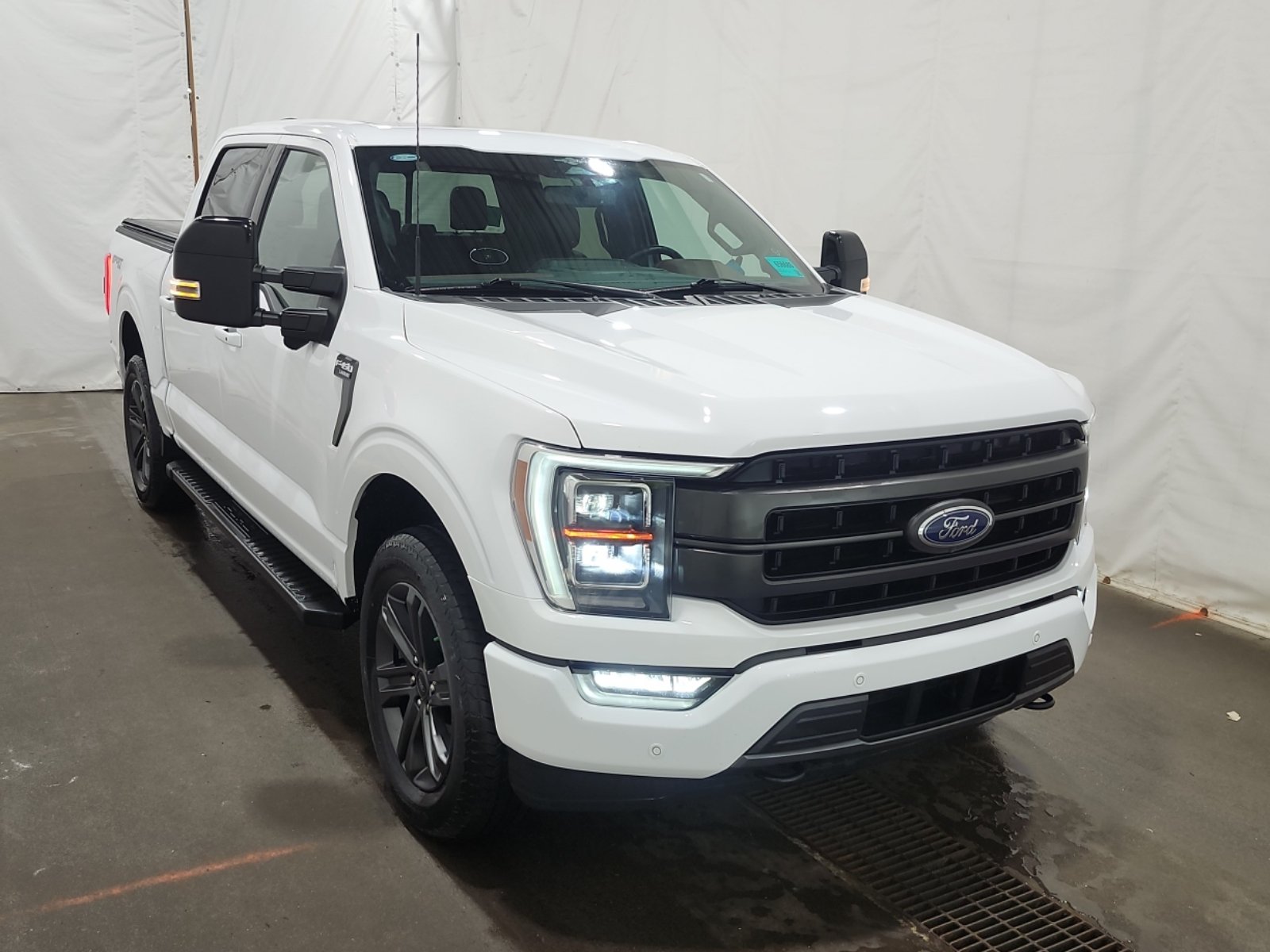 Used 2023 Ford F150 Lariat w/ Equipment Group 502A High AWD/4WD image 5