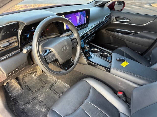 Used 2023 Toyota Mirai w/ Advanced Technology Package image 8