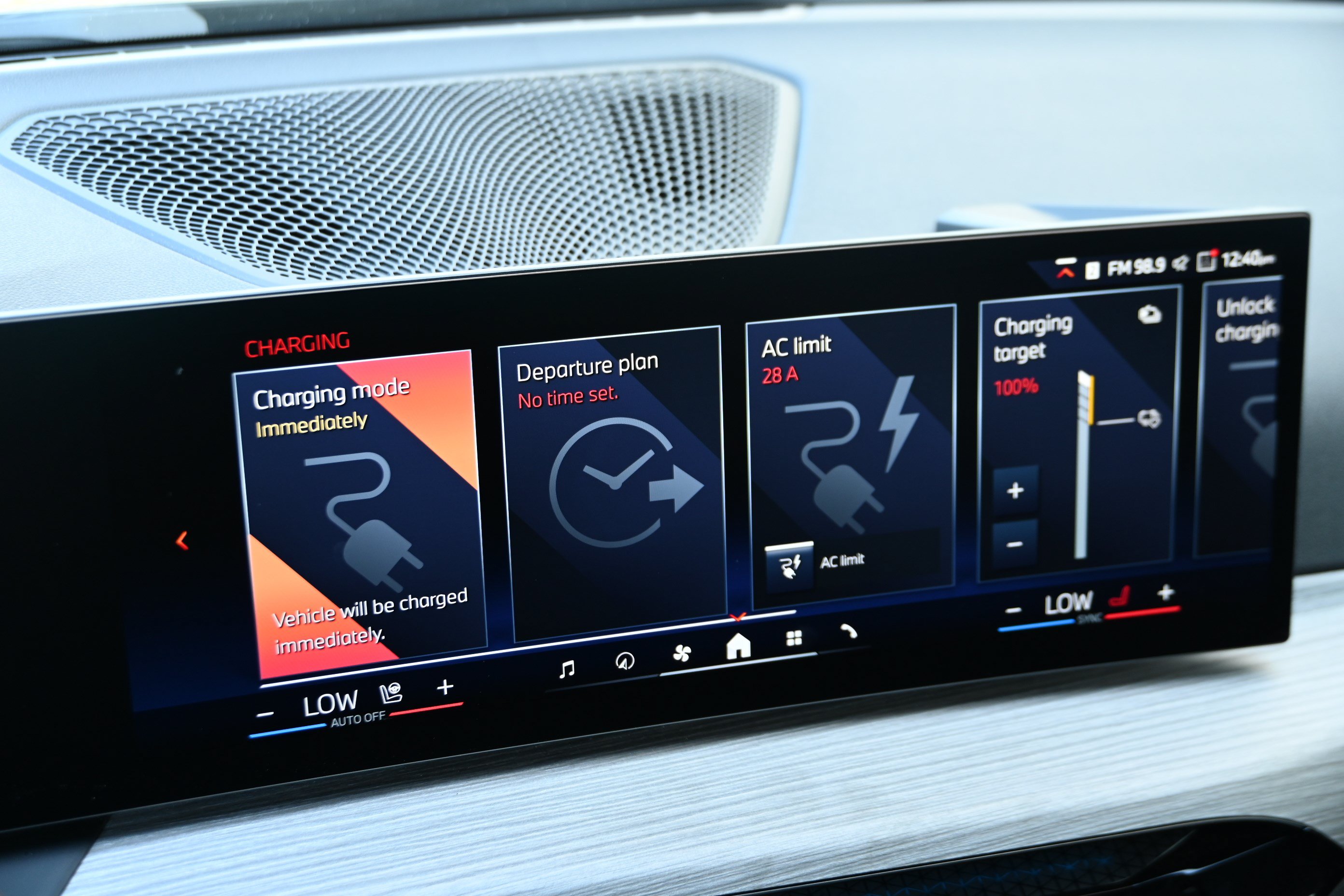 Certified 2025 BMW i4 eDrive40 RWD image 21