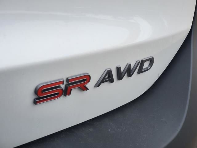 New 2026 Nissan Kicks SR image 16