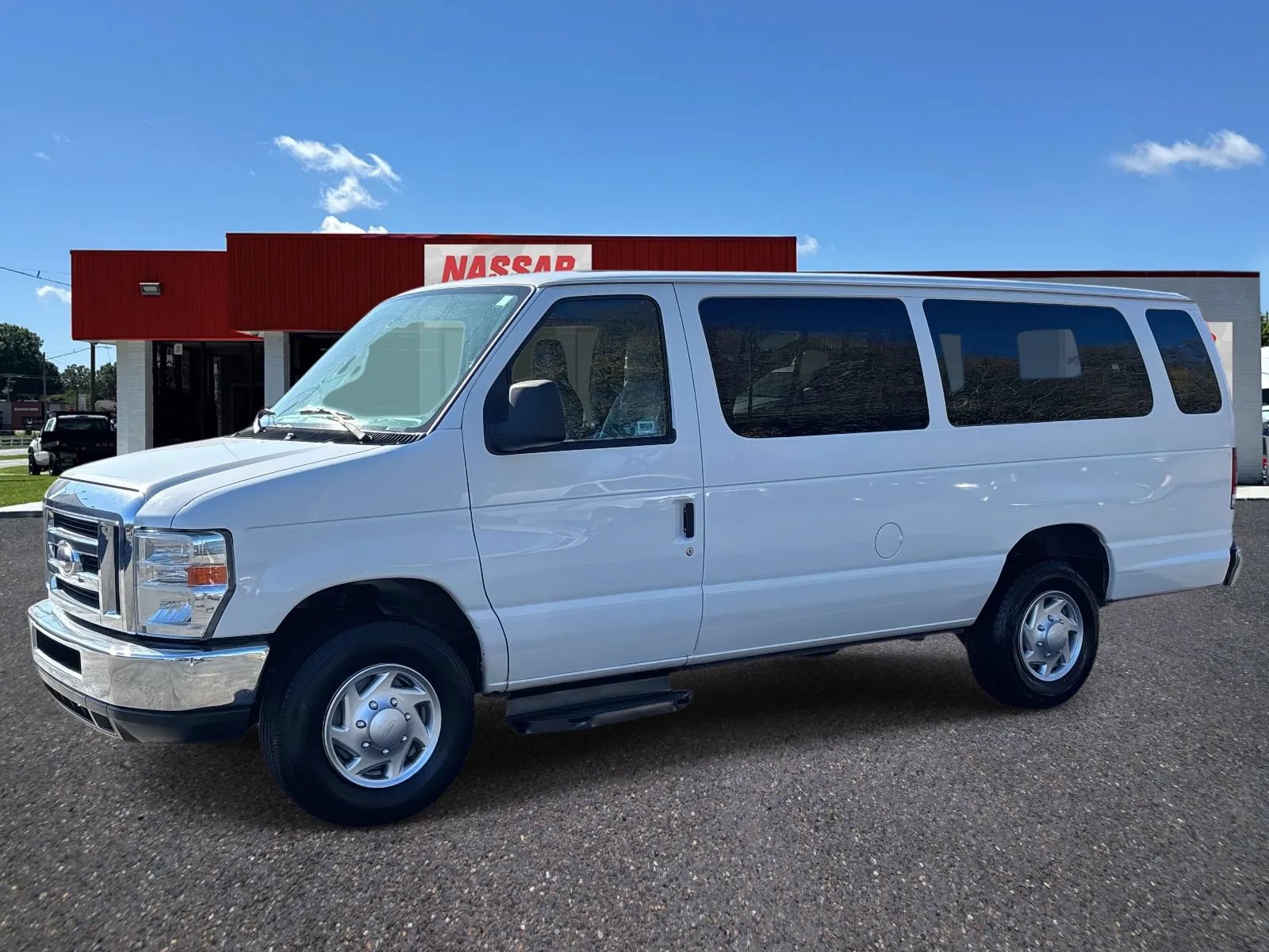 Used 2014 Ford E-350 and Econoline 350 XLT