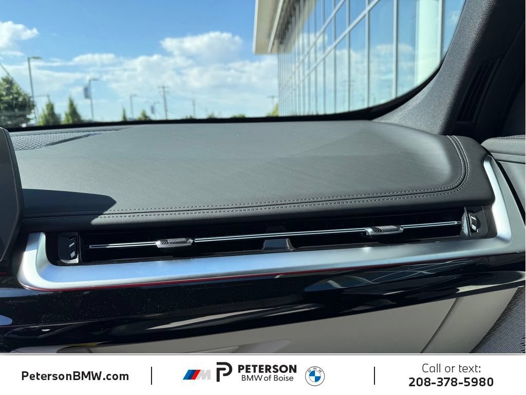 New 2026 BMW X1 xDrive28i w/ Technology Package AWD/4WD image 33