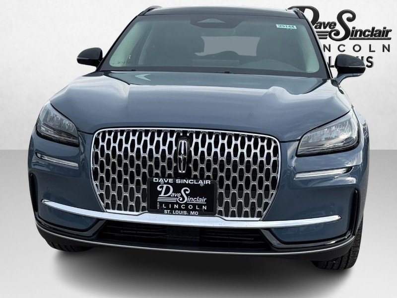 Certified 2025 Lincoln Corsair AWD w/ Equipment Group 101A image 2