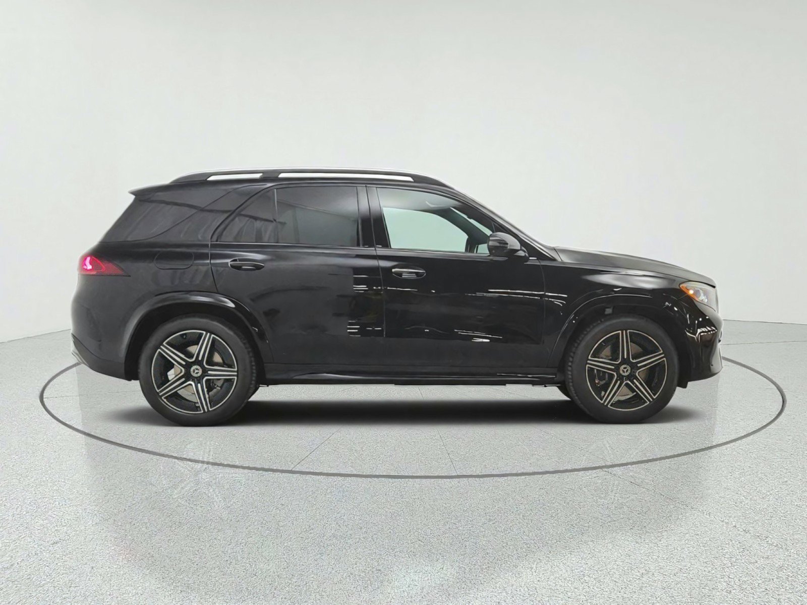 New 2027 Mercedes-Benz GLE 450 4MATIC image 4