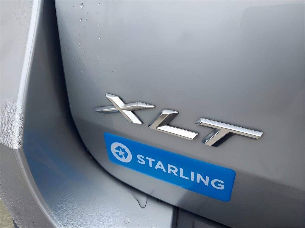 Used 2023 Ford Explorer XLT w/ Equipment Group 202A image 25