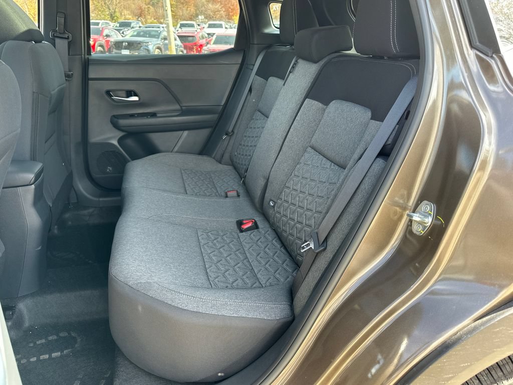 New 2026 Nissan Kicks SV w/ SV Premium Package AWD/4WD image 19