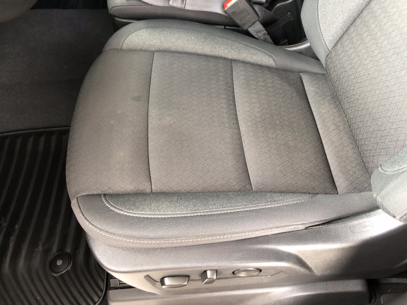 Used 2026 Chevrolet Silverado 1500 LT AWD/4WD image 18