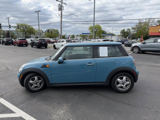 Used 2009 MINI Cooper Hardtop FWD image 2