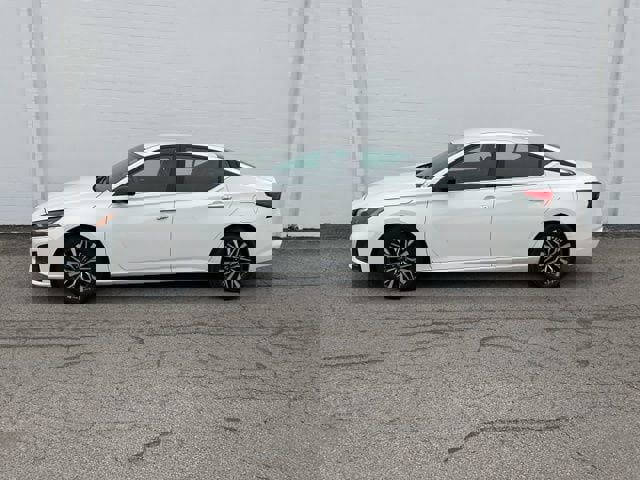 Used 2025 Nissan Altima 2.5 SV image 28