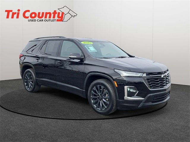 Used 2022 Chevrolet Traverse RS image 1