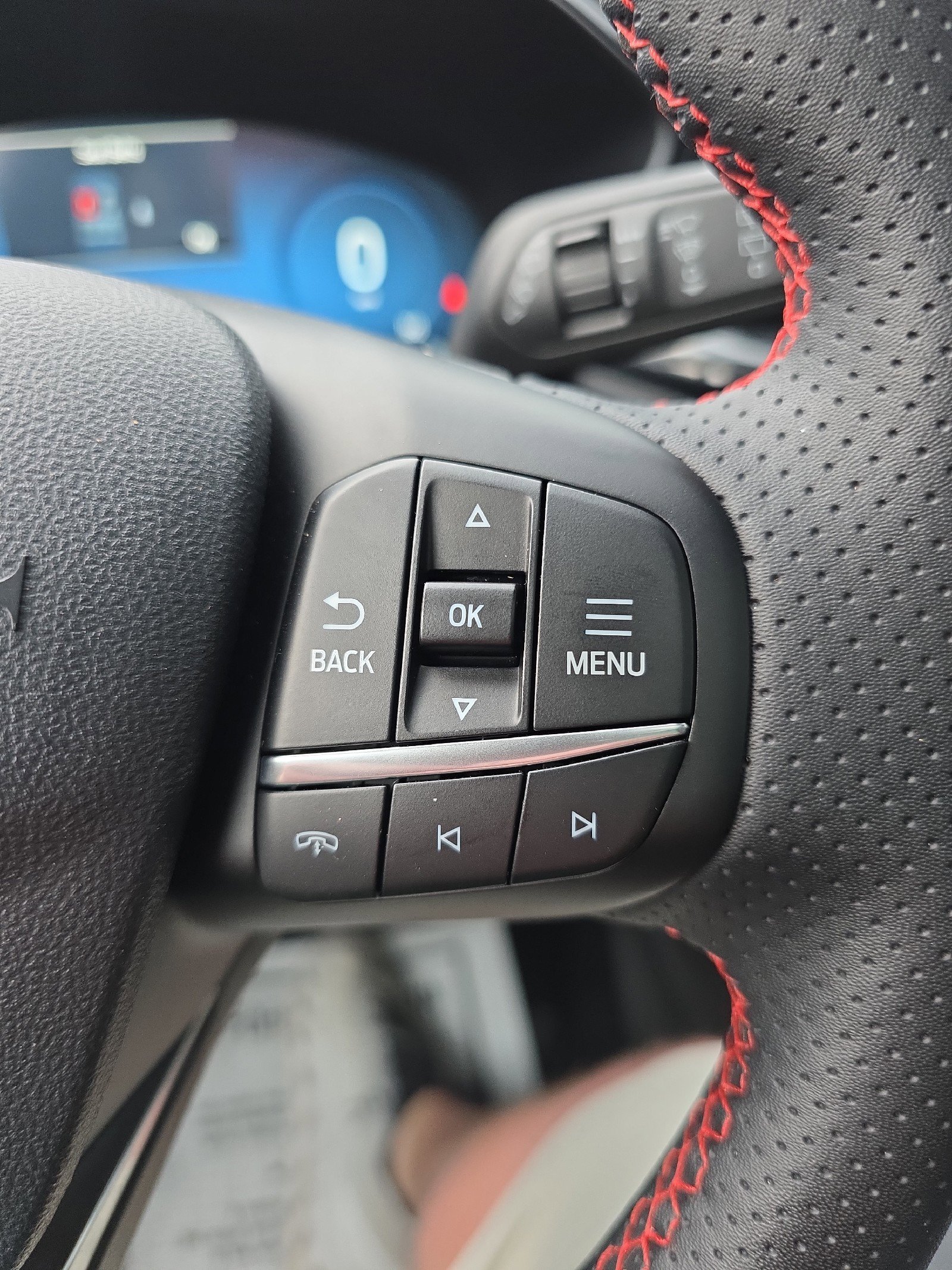 Used 2024 Ford Escape ST-Line Elite w/ Premium Technology Package image 20