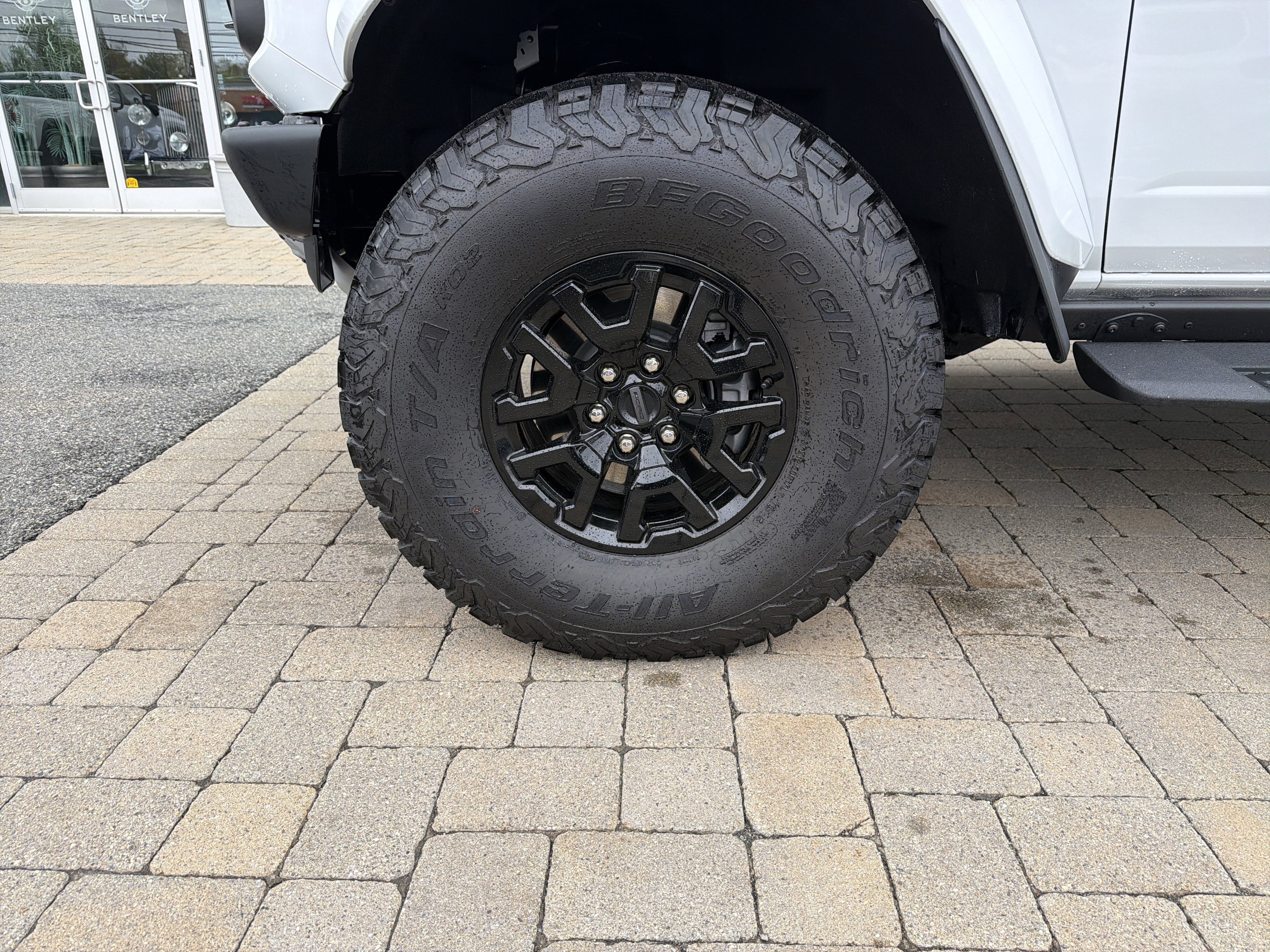 Used 2025 Ford Bronco Raptor image 6